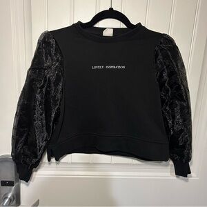 Zara Black & White “Lovely Inspiration” Lace Sleeve Cropped Sweater Size 10